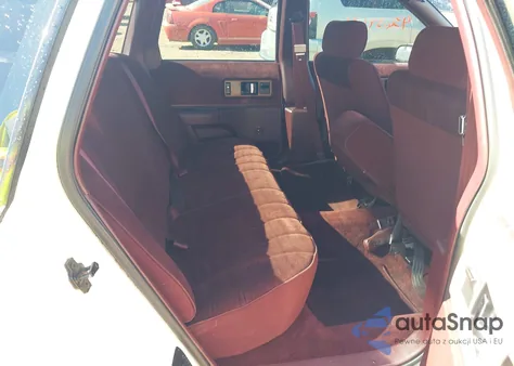 1993 Chevrolet Caprice Classic из США, поврежденный, VIN 1G1BL53E6PR102051